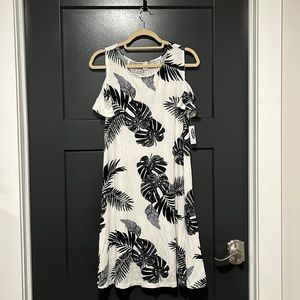 NWT Old Navy Womens Cold Shoulder Dress